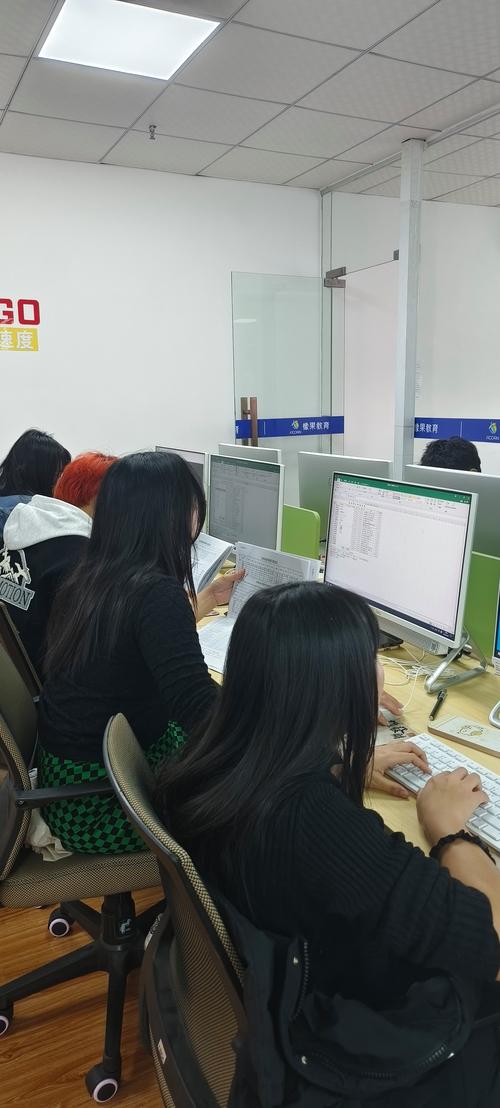 仓库管理员电脑培训课程，库管员的电脑基本知识